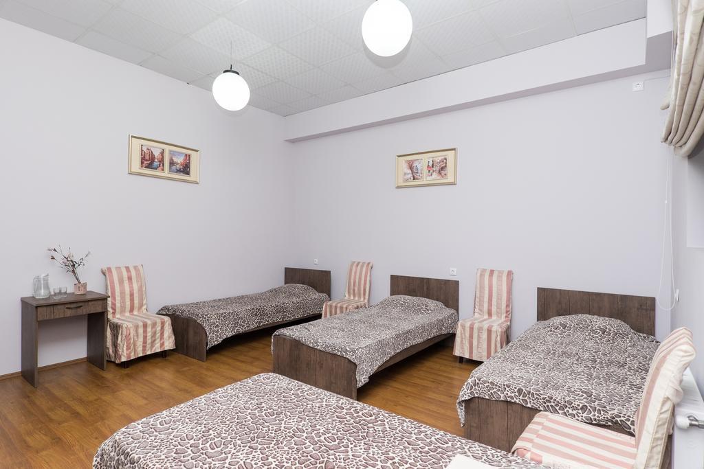 Tiflisi Guest House Habitación foto